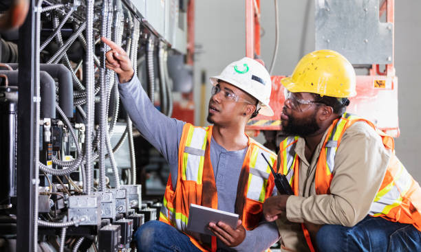 Best Affordable Electrician  in Reedley, CA